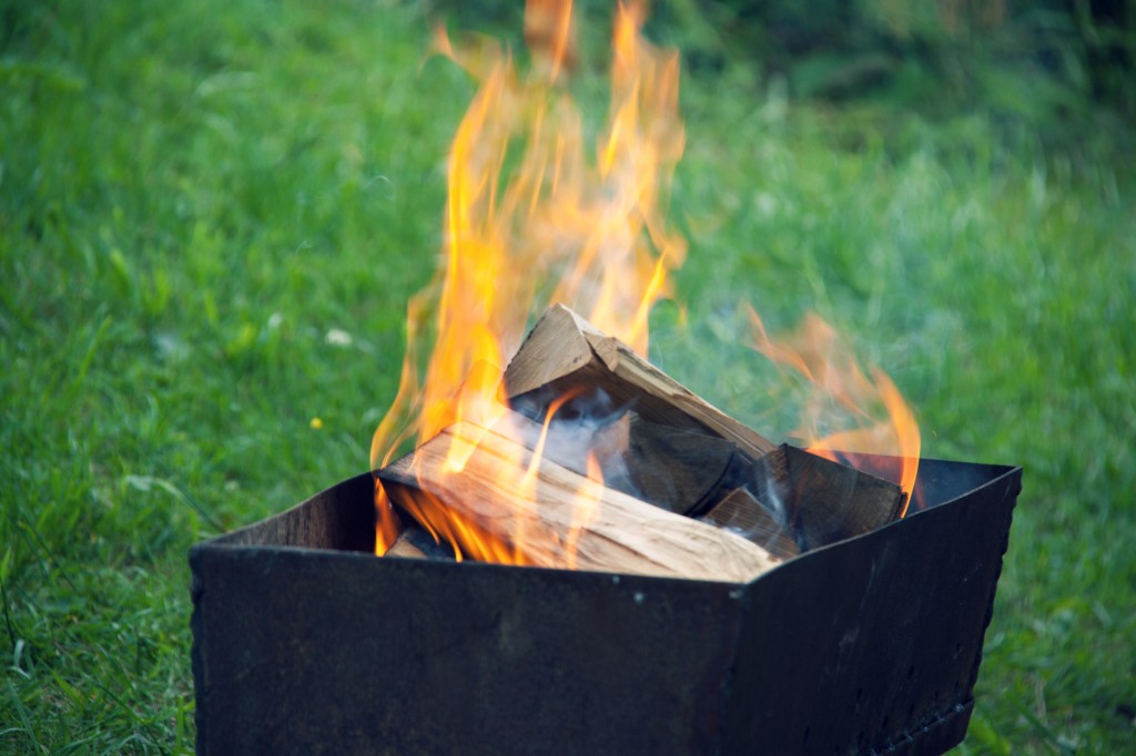 Fuego en la barbacoa